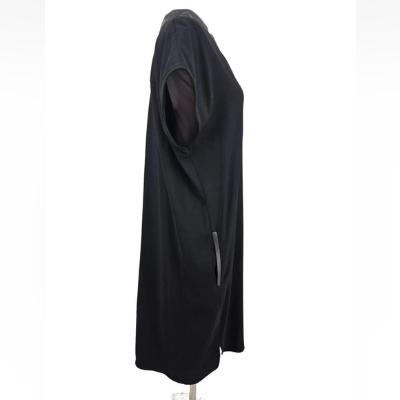 Vince Black Shift dress in Viscose Crepe with Leather V-neck Size Small - Picture 3 of 10